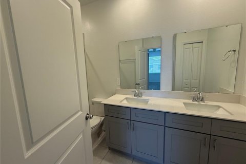 Casa en alquiler en Eagle Lake, Florida, 4 dormitorios, 296.08 m2 № 1884704 - foto 10