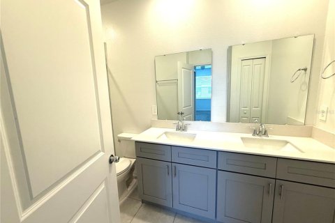 Casa en alquiler en Eagle Lake, Florida, 4 dormitorios, 296.08 m2 № 1884704 - foto 11