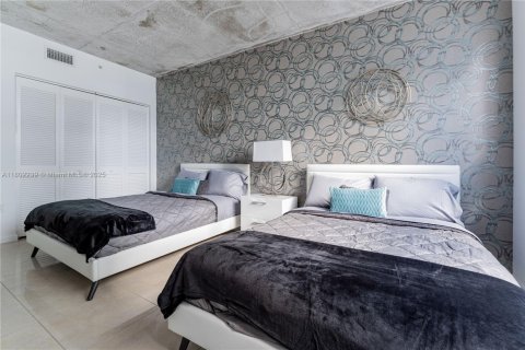 Condominio en alquiler en Miami, Florida, 2 dormitorios, 110.46 m2 № 1688612 - foto 15