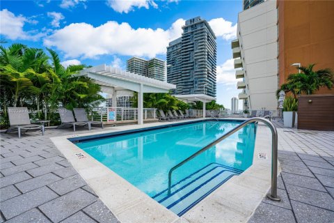 Condominio en alquiler en Miami, Florida, 2 dormitorios, 110.46 m2 № 1688612 - foto 29