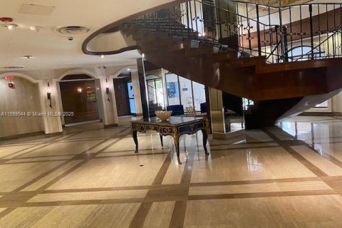 Copropriété à louer à Miami Beach, Floride: 1 chambre, 93.83 m2 № 2039935 - photo 10