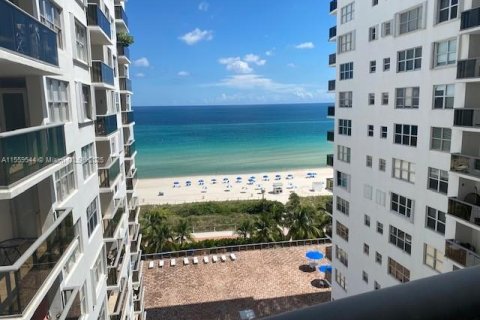 Copropriété à louer à Miami Beach, Floride: 1 chambre, 93.83 m2 № 2039935 - photo 2