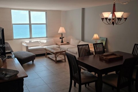Copropriété à louer à Miami Beach, Floride: 1 chambre, 93.83 m2 № 2039935 - photo 14