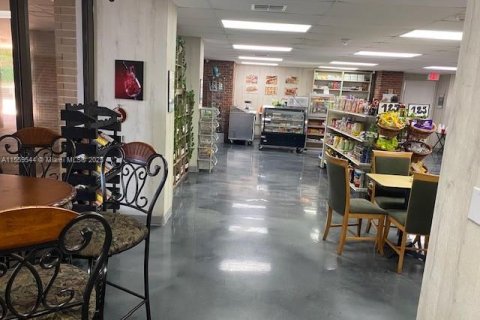 Copropriété à louer à Miami Beach, Floride: 1 chambre, 93.83 m2 № 2039935 - photo 30