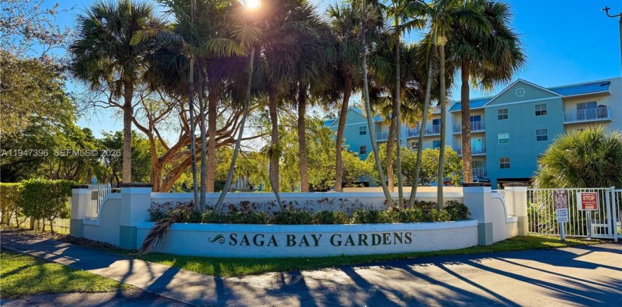 Condo in Cutler Bay, Florida, 2 bedrooms  № 2003378