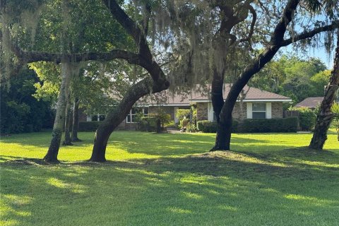 Casa en venta en Deltona, Florida, 3 dormitorios, 223.43 m2 № 1721349 - foto 2