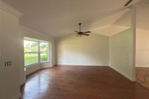 Casa en venta en Deltona, Florida, 3 dormitorios, 223.43 m2 № 1721349 - foto 8