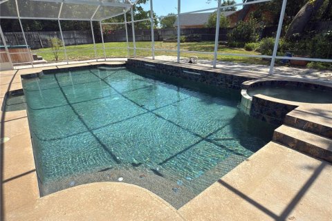 Casa en venta en Deltona, Florida, 3 dormitorios, 223.43 m2 № 1721349 - foto 5