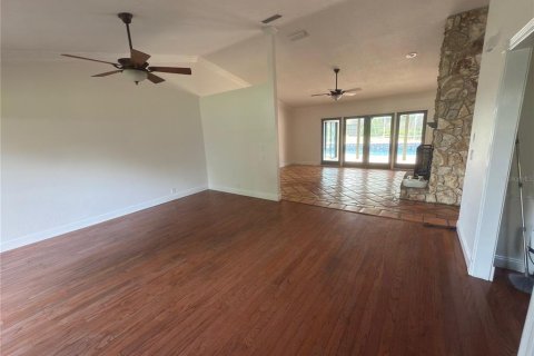 Casa en venta en Deltona, Florida, 3 dormitorios, 223.43 m2 № 1721349 - foto 7