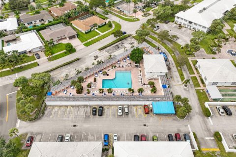 Condominio en venta en Fort Lauderdale, Florida, 2 dormitorios, 95.69 m2 № 1702647 - foto 19
