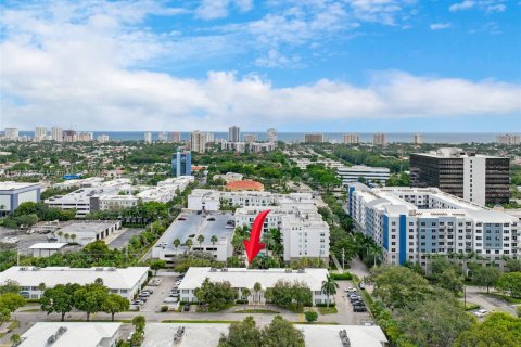 Condominio en venta en Fort Lauderdale, Florida, 2 dormitorios, 95.69 m2 № 1702647 - foto 13