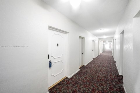 Condominio en venta en Fort Lauderdale, Florida, 2 dormitorios, 95.69 m2 № 1702647 - foto 7