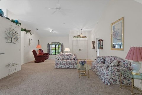 House in Hernando, Florida 3 bedrooms, 189.43 sq.m. № 2225028 - photo 5