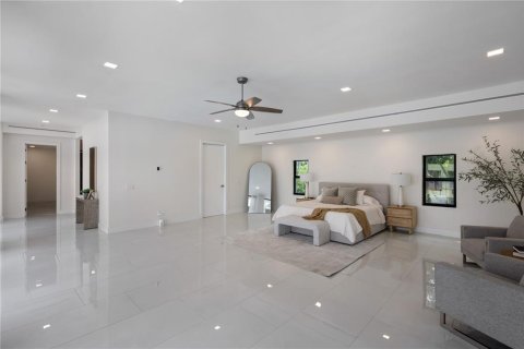 House in Longwood, Florida 7 bedrooms, 1375.05 sq.m. № 2208281 - photo 25