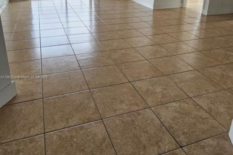 Condominio en alquiler en Aventura, Florida, 3 dormitorios, 109.72 m2 № 1896509 - foto 15