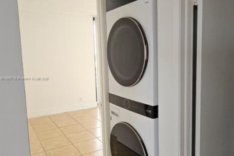 Condominio en alquiler en Aventura, Florida, 3 dormitorios, 109.72 m2 № 1896509 - foto 7