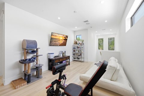 Villa ou maison à vendre à West Palm Beach, Floride: 4 chambres, 350.43 m2 № 2087506 - photo 18