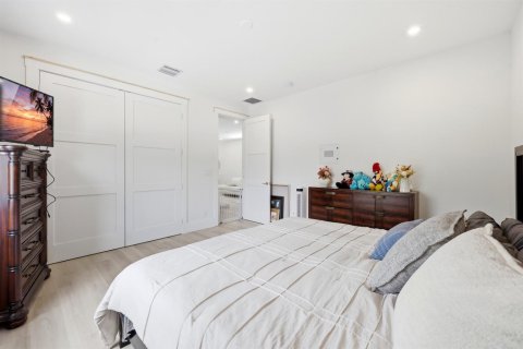 Villa ou maison à vendre à West Palm Beach, Floride: 4 chambres, 350.43 m2 № 2087506 - photo 26