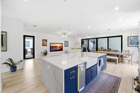 Villa ou maison à vendre à West Palm Beach, Floride: 4 chambres, 350.43 m2 № 2087506 - photo 13