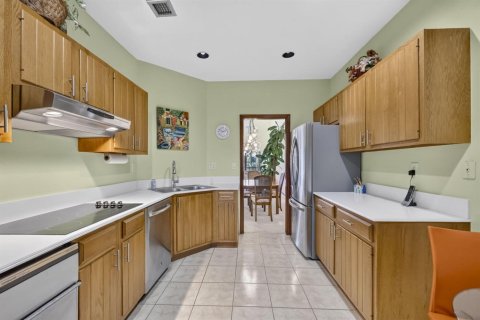 Copropriété à vendre à Pompano Beach, Floride: 2 chambres, 141.21 m2 № 2411776 - photo 23