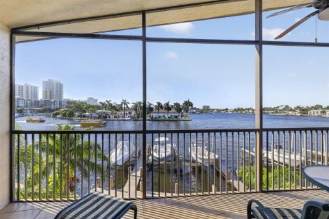 Copropriété à vendre à Pompano Beach, Floride: 2 chambres, 141.21 m2 № 2411776 - photo 19