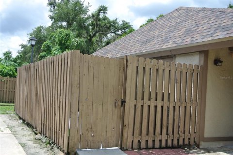Townhouse in Brandon, Florida 3 bedrooms, 115.85 sq.m. № 1884677 - photo 5
