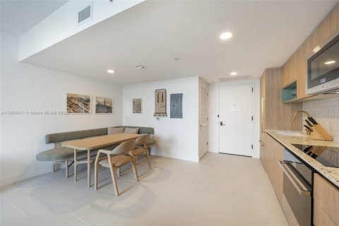 Condominio en venta en Miami, Florida, 1 dormitorio № 1889239 - foto 7