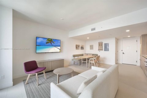 Condominio en venta en Miami, Florida, 1 dormitorio № 1889239 - foto 3