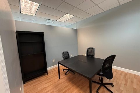 Immobilier commercial à louer à Orlando, Floride: 81.48 m2 № 2136766 - photo 11