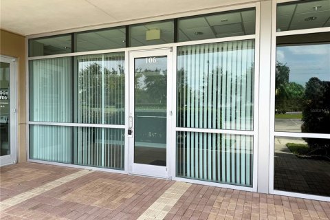 Immobilier commercial à louer à Orlando, Floride: 81.48 m2 № 2136766 - photo 7