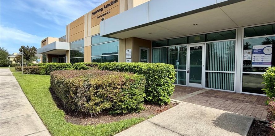Immobilier commercial à Orlando, Floride 81.48 m2 № 2136766