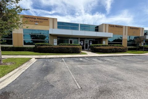 Immobilier commercial à louer à Orlando, Floride: 81.48 m2 № 2136766 - photo 6