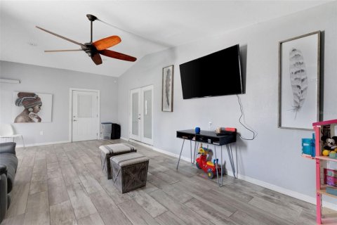 House in Lakeland, Florida 4 bedrooms, 153.2 sq.m. № 1762129 - photo 20