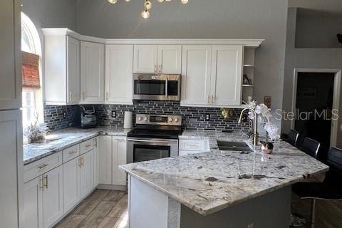 House in Lakeland, Florida 4 bedrooms, 153.2 sq.m. № 1762129 - photo 3