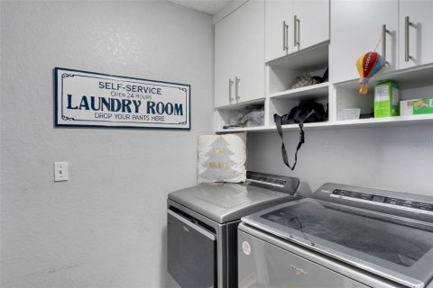House in Lakeland, Florida 4 bedrooms, 153.2 sq.m. № 1762129 - photo 11