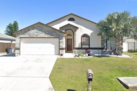 House in Lakeland, Florida 4 bedrooms, 153.2 sq.m. № 1762129 - photo 1