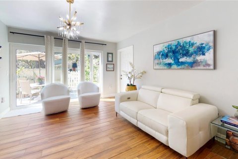 Condominio en venta en Temple Terrace, Florida, 2 dormitorios, 102.56 m2 № 1815032 - foto 8