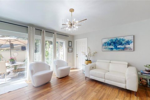 Condominio en venta en Temple Terrace, Florida, 2 dormitorios, 102.56 m2 № 1815032 - foto 7