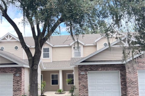 Condominio en alquiler en Gainesville, Florida, 3 dormitorios, 151.34 m2 № 1904410 - foto 1