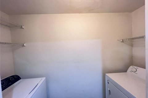 Condominio en alquiler en Gainesville, Florida, 3 dormitorios, 151.34 m2 № 1904410 - foto 24