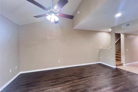 Condominio en alquiler en Gainesville, Florida, 3 dormitorios, 151.34 m2 № 1904410 - foto 14