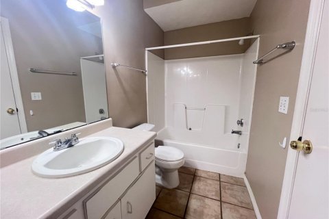 Condominio en alquiler en Gainesville, Florida, 3 dormitorios, 151.34 m2 № 1904410 - foto 10