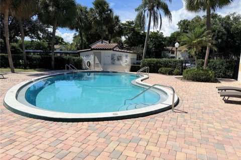 Condo in Boca Raton, Florida, 2 bedrooms  № 2403732 - photo 29