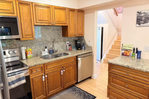 Condo in Boca Raton, Florida, 2 bedrooms  № 2403732 - photo 6