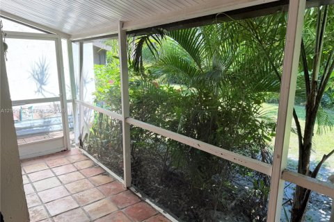 Condo in Boca Raton, Florida, 2 bedrooms  № 2403732 - photo 23