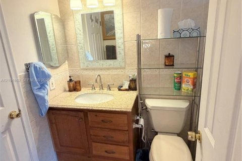 Condo in Boca Raton, Florida, 2 bedrooms  № 2403732 - photo 15