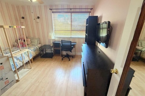 Condo in Boca Raton, Florida, 2 bedrooms  № 2403732 - photo 20