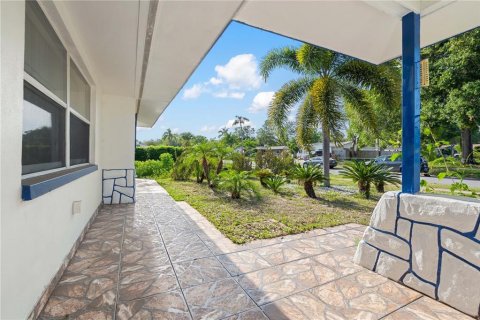 Casa en venta en Largo, Florida, 2 dormitorios, 84.73 m2 № 1657890 - foto 5