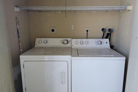Copropriété à vendre à Lauderdale Lakes, Floride: 2 chambres, 93.09 m2 № 2084577 - photo 15