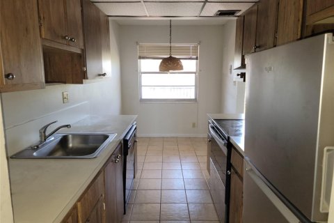 Copropriété à vendre à Lauderdale Lakes, Floride: 2 chambres, 93.09 m2 № 2084577 - photo 7